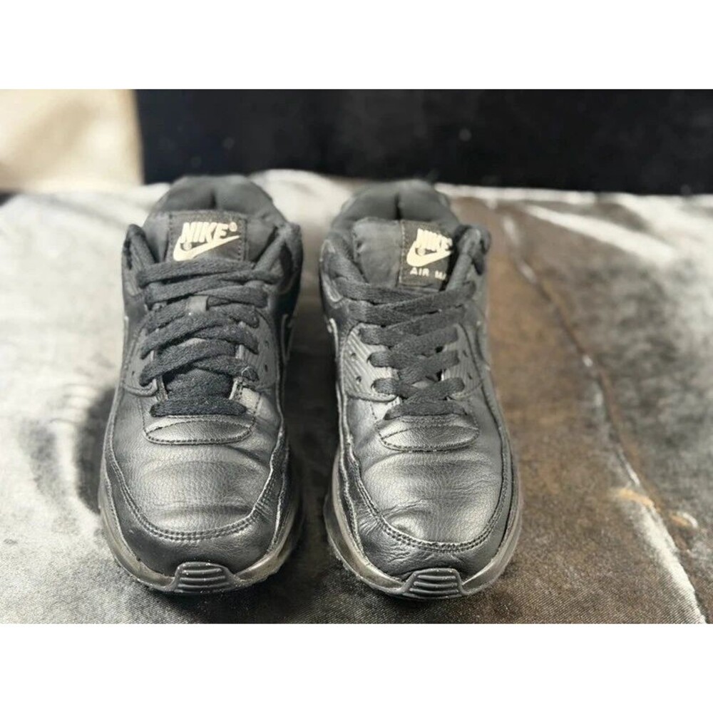 Triple Black Nike Air Max 90 LTR GS Leather • Size US 5.5Y EUR 38